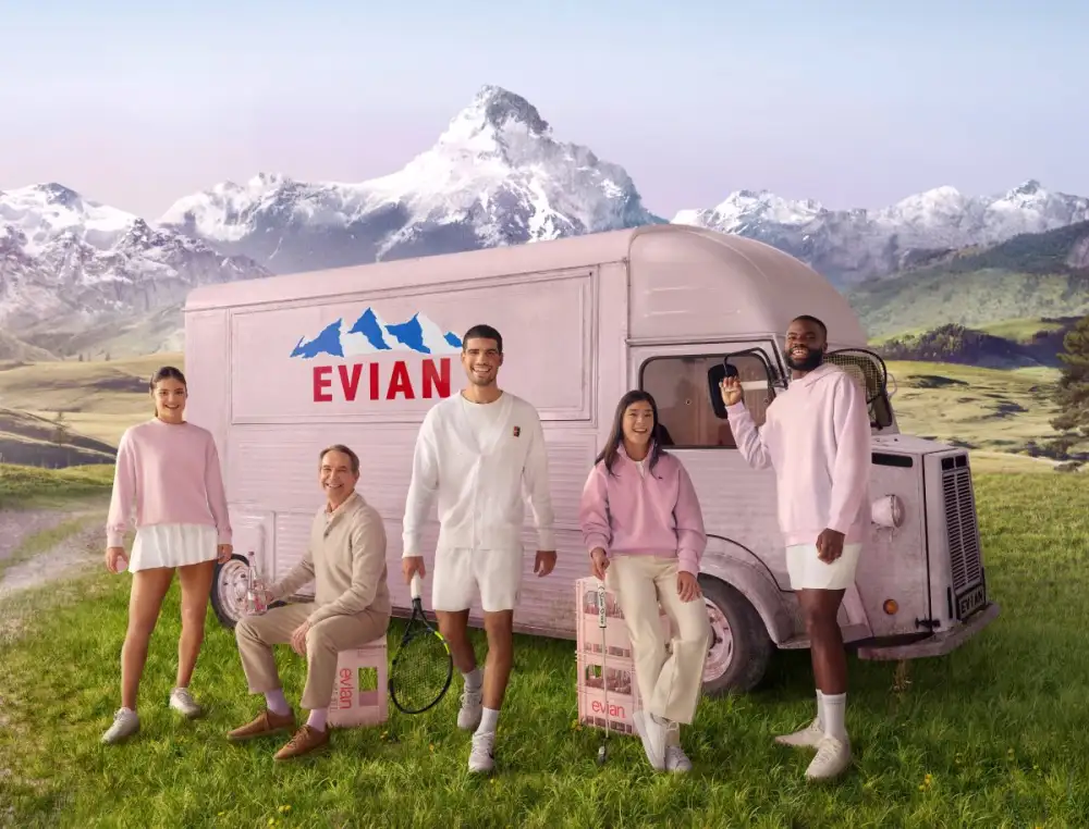 evian(R) เฉลิมฉลองครบรอบ 200 ปี ร่วมมือกับ ‘เจฟฟ์ คูนส์’รังสรรค์ขวดลิมิเต็ด พร้อมมอบประสบการณ์ด้านไฟน์ไดนิ่งทั่วเอเชียแปซิฟิก